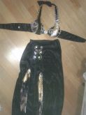 028 - roupa dourada e prata