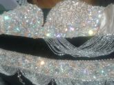 004 - Roupa champagne